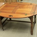 821 4512 COFFEE TABLE